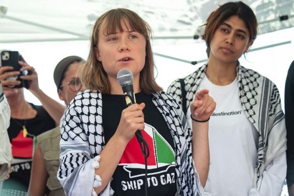 Aid Ship Carrying Greta Thunberg Heads to Gaza Amid Israeli Warning