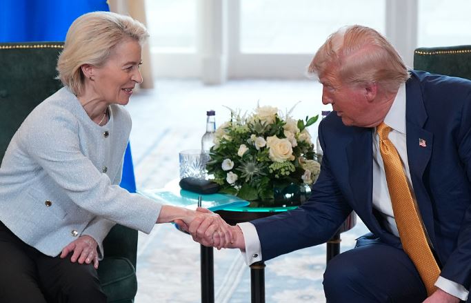 US and EU avert trade war with 15% tariff deal