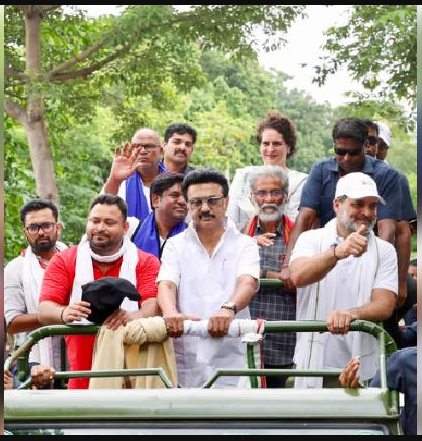 Stalin Joins Rahul, Tejashwi in Voter Adhikar Yatra in Bihar, BJP Mocks at Trio