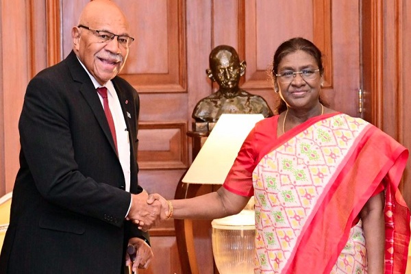 Fiji Prime Minister meets President Murmu in Rashtrapati Bhavan