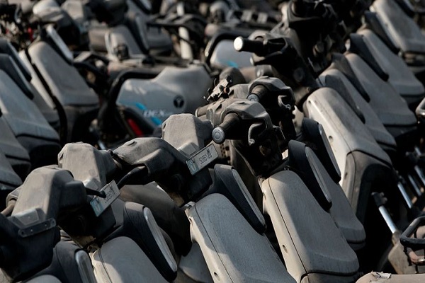 States offering financial assistance lead in 2-wheeler EV adoption: RBI