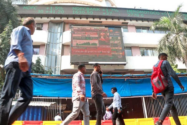 Nifty, Sensex start week in green following Asian rally but FPI outflows, tariff concerns weigh on sentiment