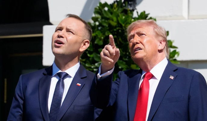 Roving Periscope: To regain EU’s lost trust, Trump woos Poland