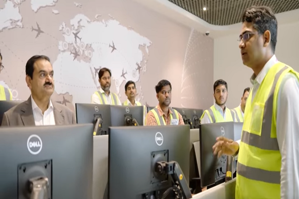 Gautam Adani met the construction workers of Navi Mumbai International Airport