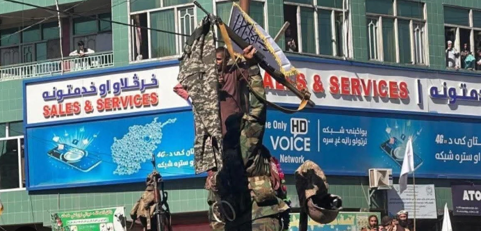 Roving Periscope: In a 1971 Dhaka repeat, Taliban hang Pak soldiers’ pants in Afghanistan!