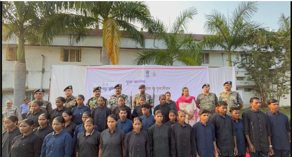 28 Maoists Surrender in Chhattisgarh