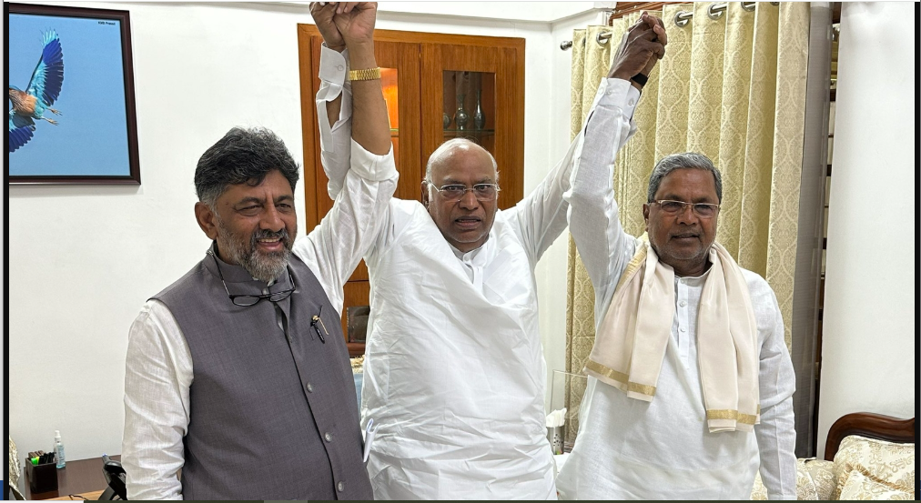 Congress Chief Admits of Power Struggle in Karnataka, Hopes to Settle Issues by Weekend