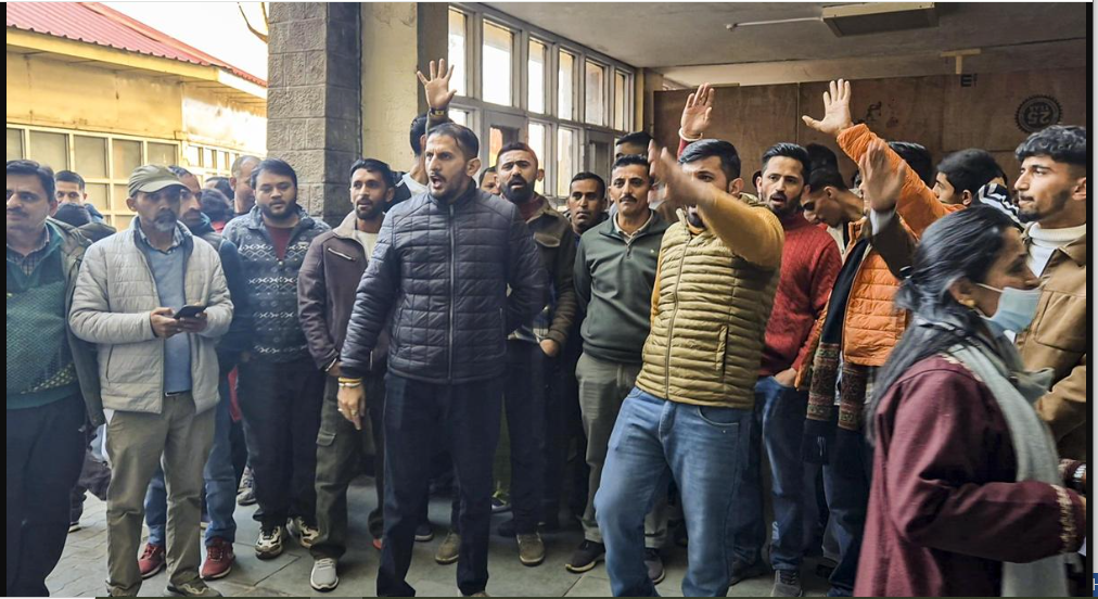 Protests against Doctor Allegedly Assaulting a Patient in Shimla Hospital