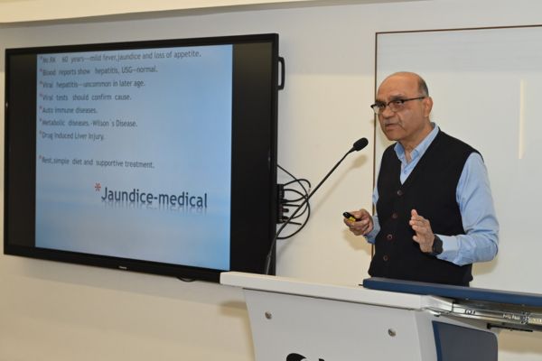 Dr. Sudhanshu Patwari provides guidance on gastroenterology problems: Watch VIDEO