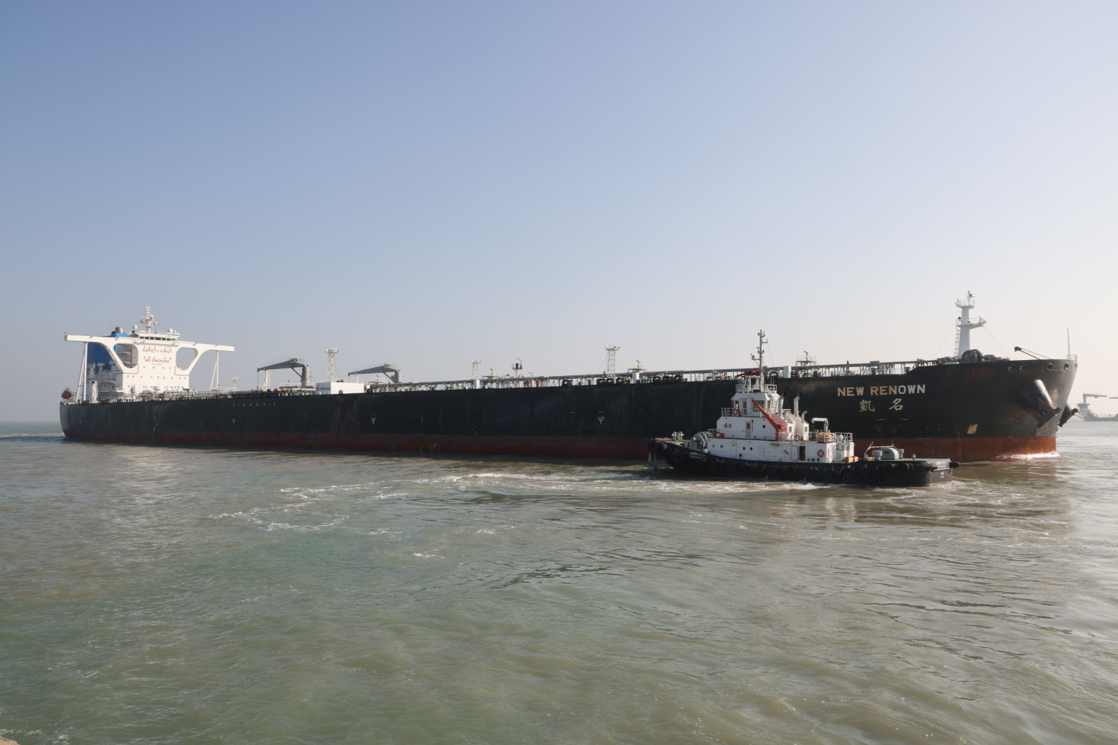 India Creates Maritime History: Adani Ports’ Mundra Berths Nation’s First Fully Laden Very Large Crude Carrier