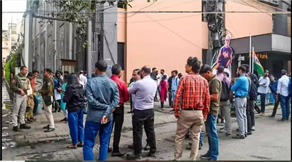 Strong Tremors Felt in Kolkata, Epicentre in Bangladesh