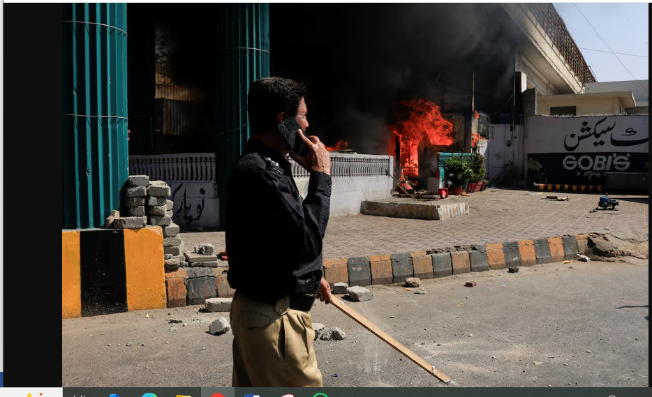 12 Killed in Attack on US Consulate in Karachi