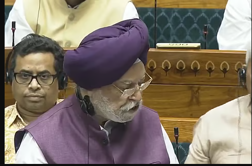 No Shortage of Petrol, Diesel, Indian Domestic Kitchens will Not Be Hit by LPG Supply: Minister