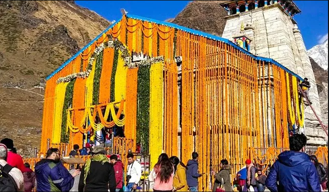 51 Quintals of Fresh Flowers Decorate Kedarnath Temple Opening on Wednesday