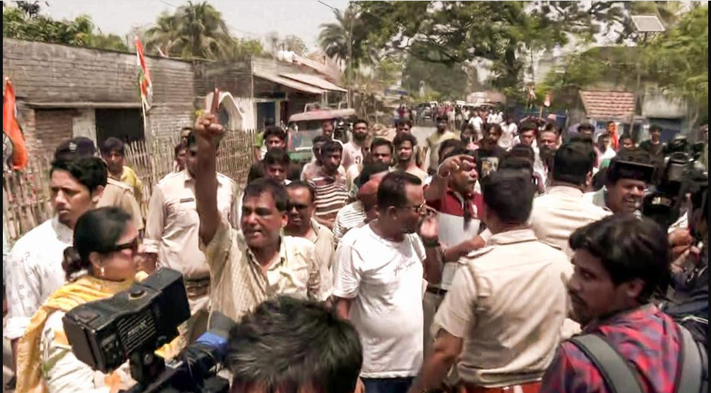 Sporadic Violence Reported from West Bengal in the First-Phase Polling, ECI Seeks Detailed Report