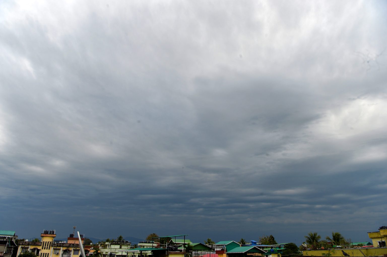 IMD issues dual alert of heatwave, rains in different parts of Rajasthan