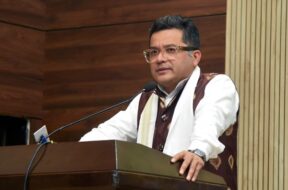 MoS External Affair Pabitra Margherita holds trade talks