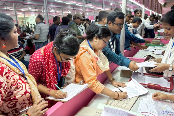 West Bengal Records 18.39% Turnout Till 9 AM in Phase 2 Polling