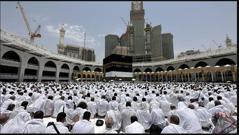Congress Supports Owaisi’s Stand for Withdrawal of Additional Payment Charges on Haj Pilgrims