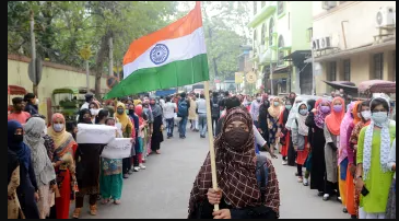 Some Specified “Religious Symbols” Including Hijab, Sacred Thread Permitted in Schools, Colleges in Karnataka