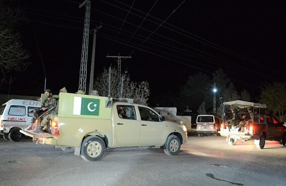 Armed militias raid police center in Pakistan