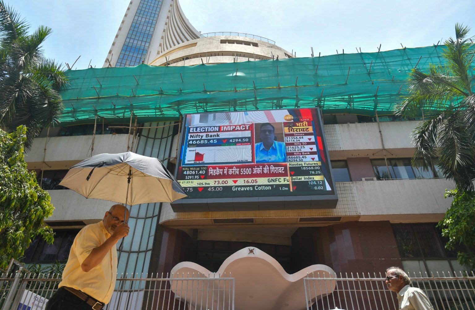 Sensex, Nifty slip in early trade amid renewed US-Iran tensions