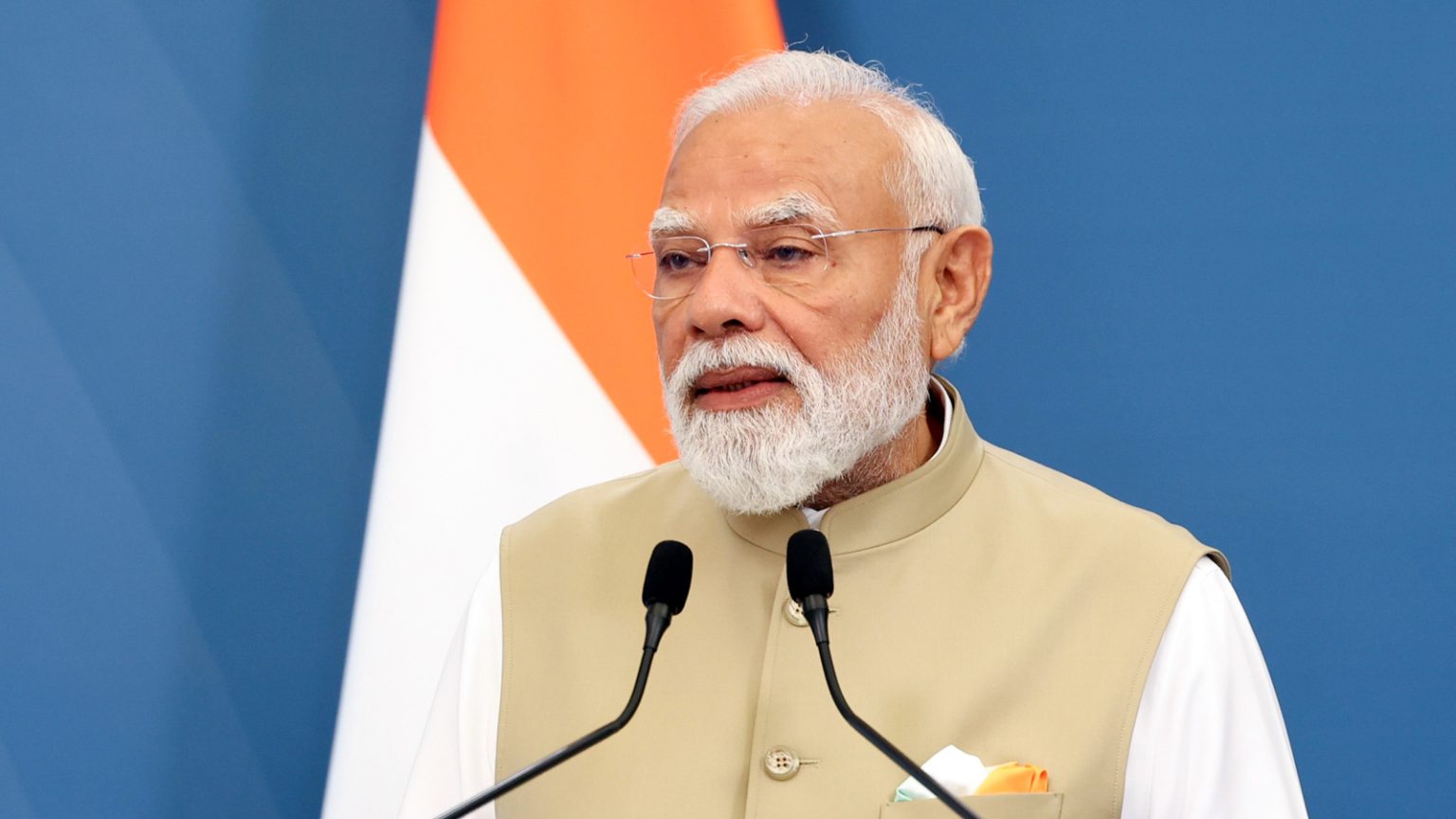 Prime Minister urges citizens to take precautions amid soaring temperatures across India