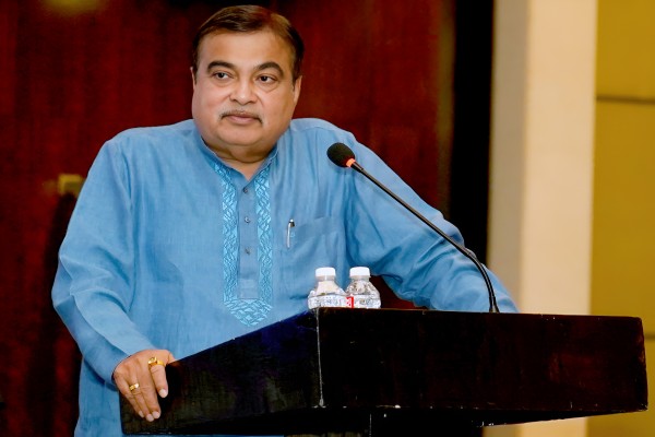 Nitin Gadkari reviews key highway projects in Maharashtra, pushes for faster execution