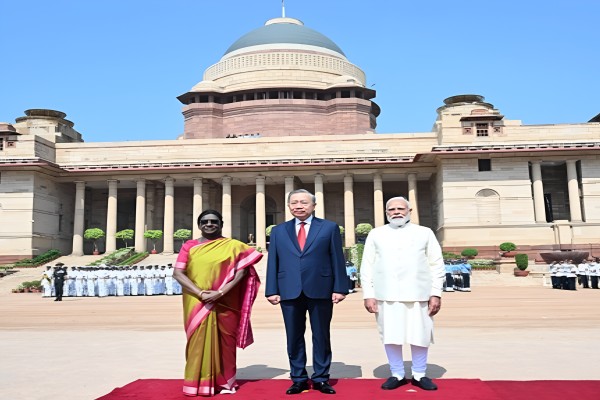 Vietnam President To Lam accorded ceremonial welcome at Rashtrapati Bhavan