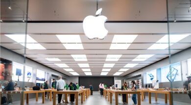 Apple settles lawsuit