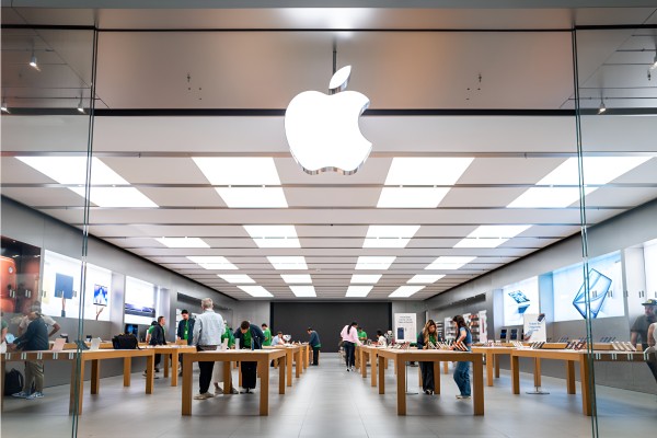 Apple settles lawsuit over late Siri AI features for $250 million