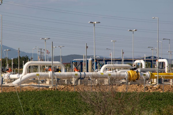 Top Asian LNG markets boost coal use as Iran war limits supply
