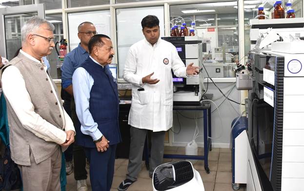 DST expanding scientific infrastructure across universities, says Jitendra Singh