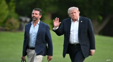 l8ld3t0s_donald-trump-and-son-afp_625x300_22_May_26
