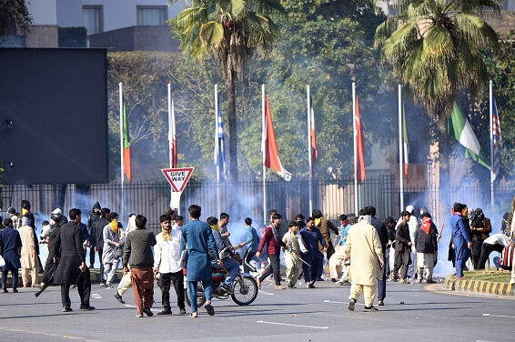Protesters marching toward US embassy clash with police in Islamabad