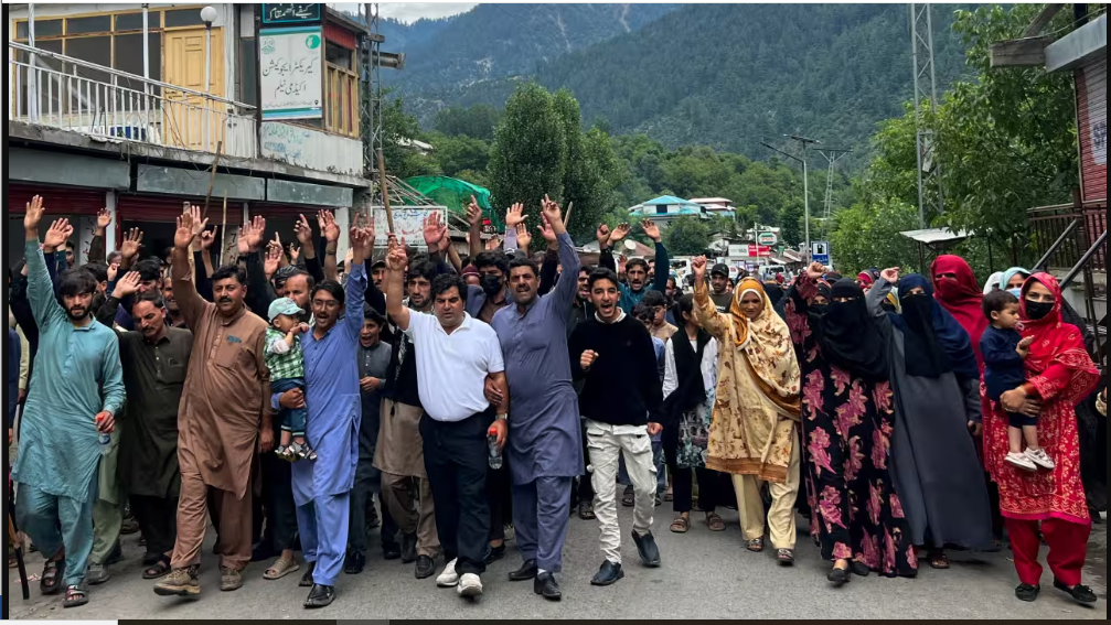 Anti-government Protests Intensifies in PoK, Warn Islamabad of Seeking “Stronger Engagement with India”