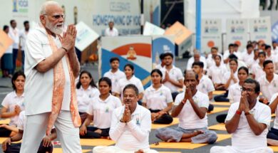 PM-Modi-yoga
