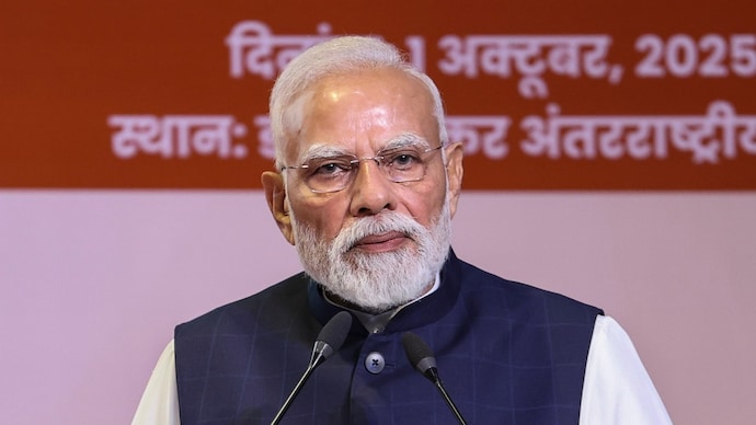 Prime Minister condoles the loss of lives in mishap in Kolkata