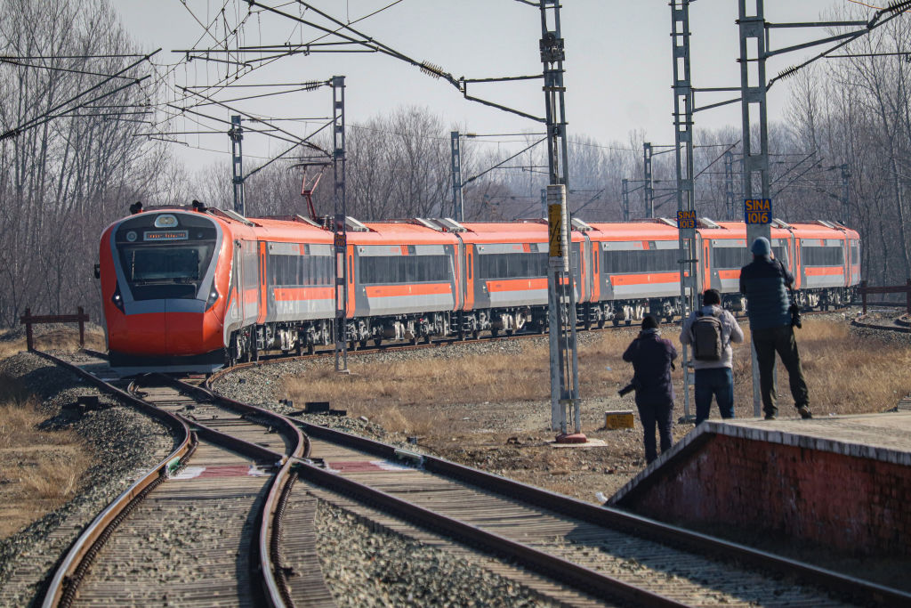 Indian Railways Approves ₹440 Crore Third Line Project Between Nimpura West Outer Cabin and Midnapur of South Eastern Railway